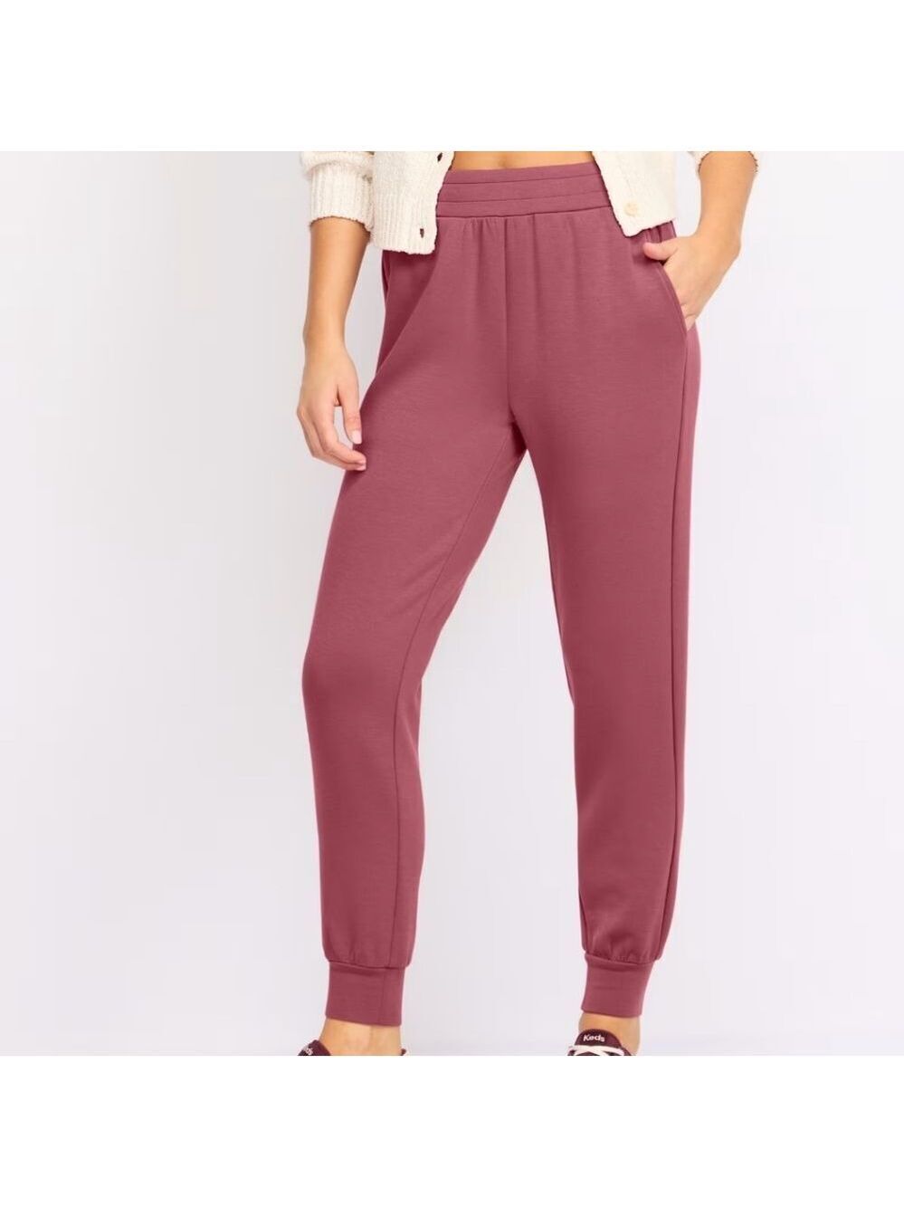 3385 We Wander Performaluxe Jogger Burgundy Medium NWT